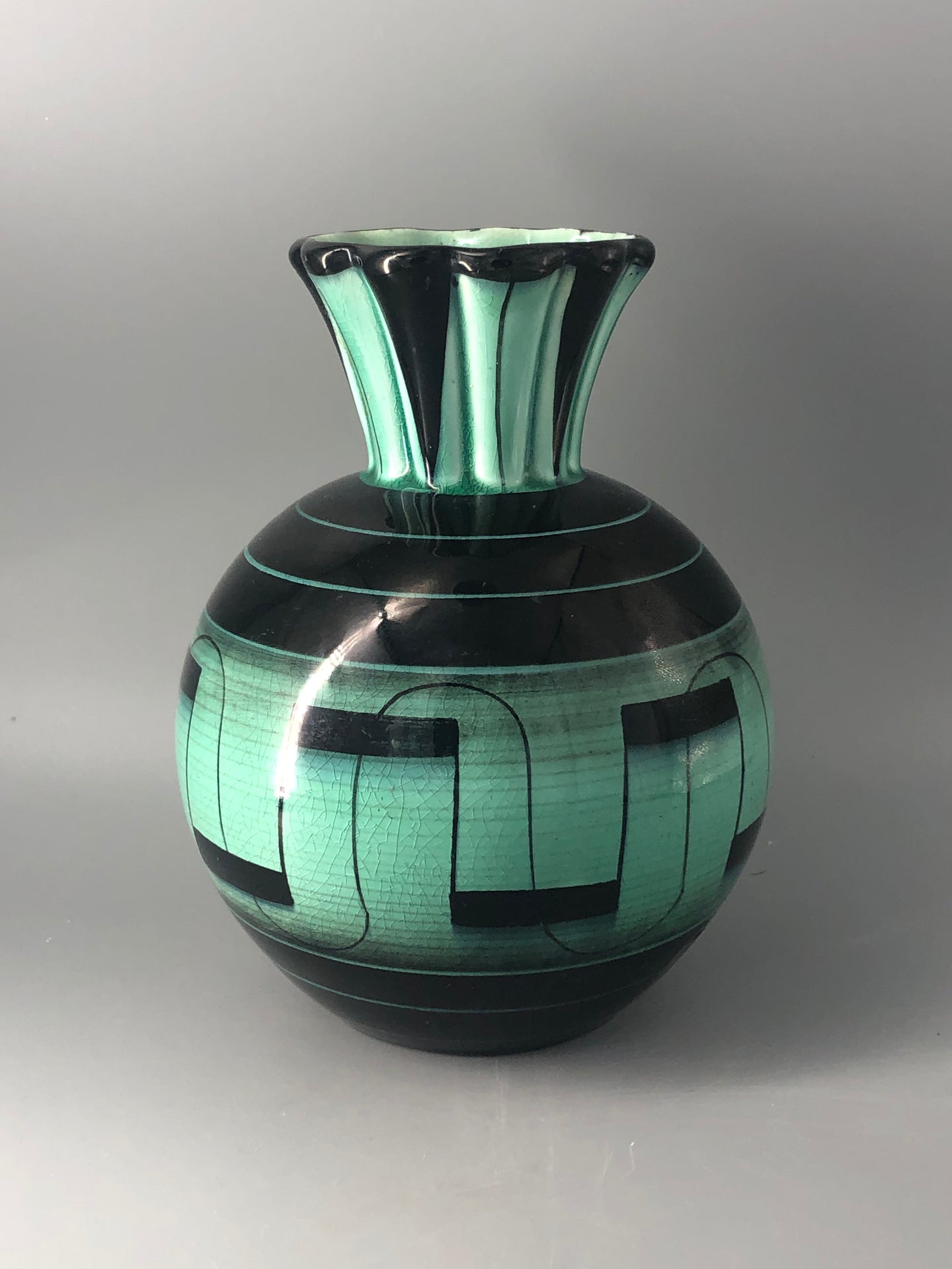 Keramik, Stor vas, 22cm hög, V-serien, Ilse Claeson, Rörstrand, 1930-tal, Art Deco