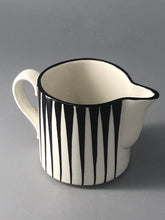 Load image into Gallery viewer, Gräddkanna, Gefle/Upsala Ekeby, &quot;Zebra&quot;, Eugene Trost(1898-1983), Nyskick, Ovanlig, Retro
