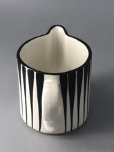 Load image into Gallery viewer, Gräddkanna, Gefle/Upsala Ekeby, &quot;Zebra&quot;, Eugene Trost(1898-1983), Nyskick, Ovanlig, Retro
