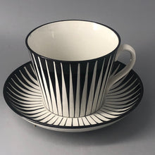 Load image into Gallery viewer, Thekoppar med fat, Gefle/Upsala Ekeby, &quot;Zebra&quot;, Eugene Trost (1898-1983), Retro
