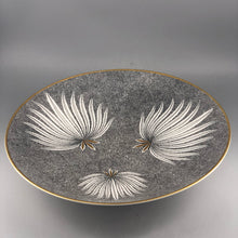 Load image into Gallery viewer, Underbart stort fat, 29x5,5cm, Rosenthal Germany, vilken dekor !
